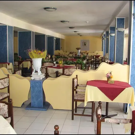 Kamchia Park Otel Altın Kumlar