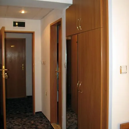Otel Kamchia Park 3*