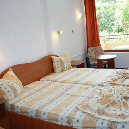 Hotel Kamchia Park 3*