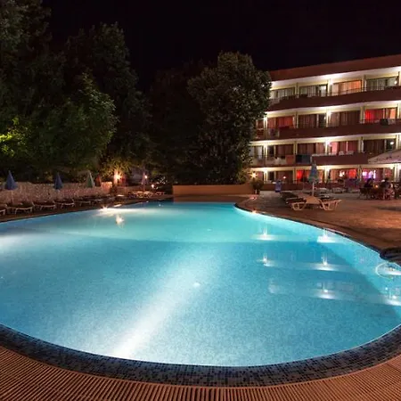 Otel Kamchia Park 3*